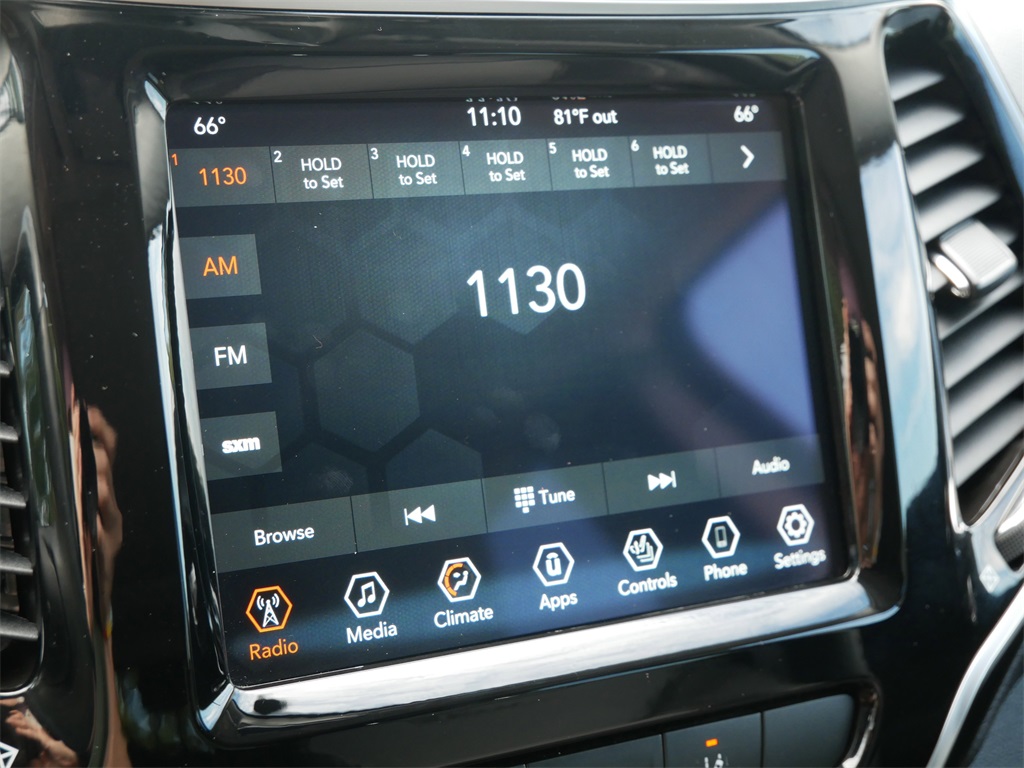 2021 Jeep Cherokee Limited photo 18