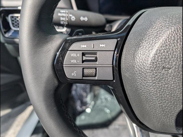 2025 Honda Civic Hybrid Sport Touring photo 8