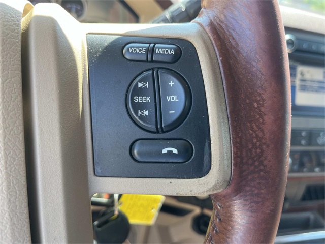 2011 Ford F-250 photo 27