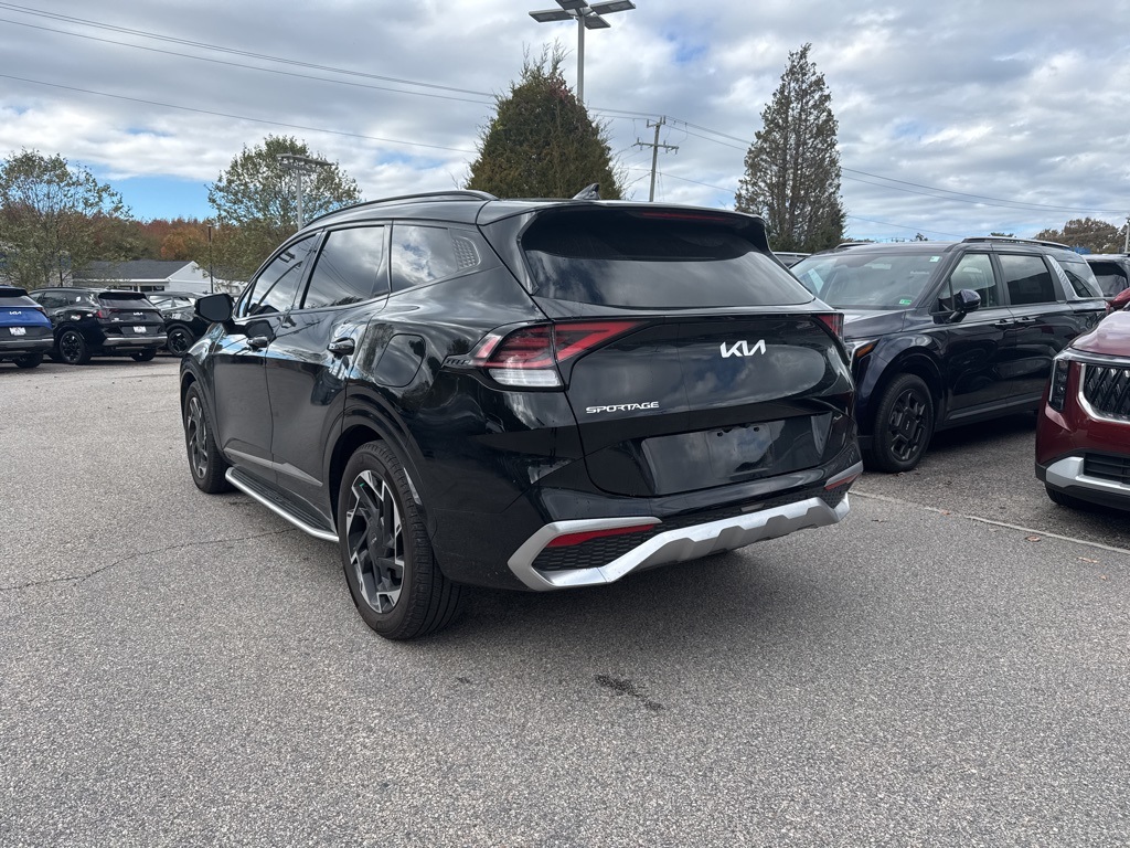 2023 Kia Sportage photo 2