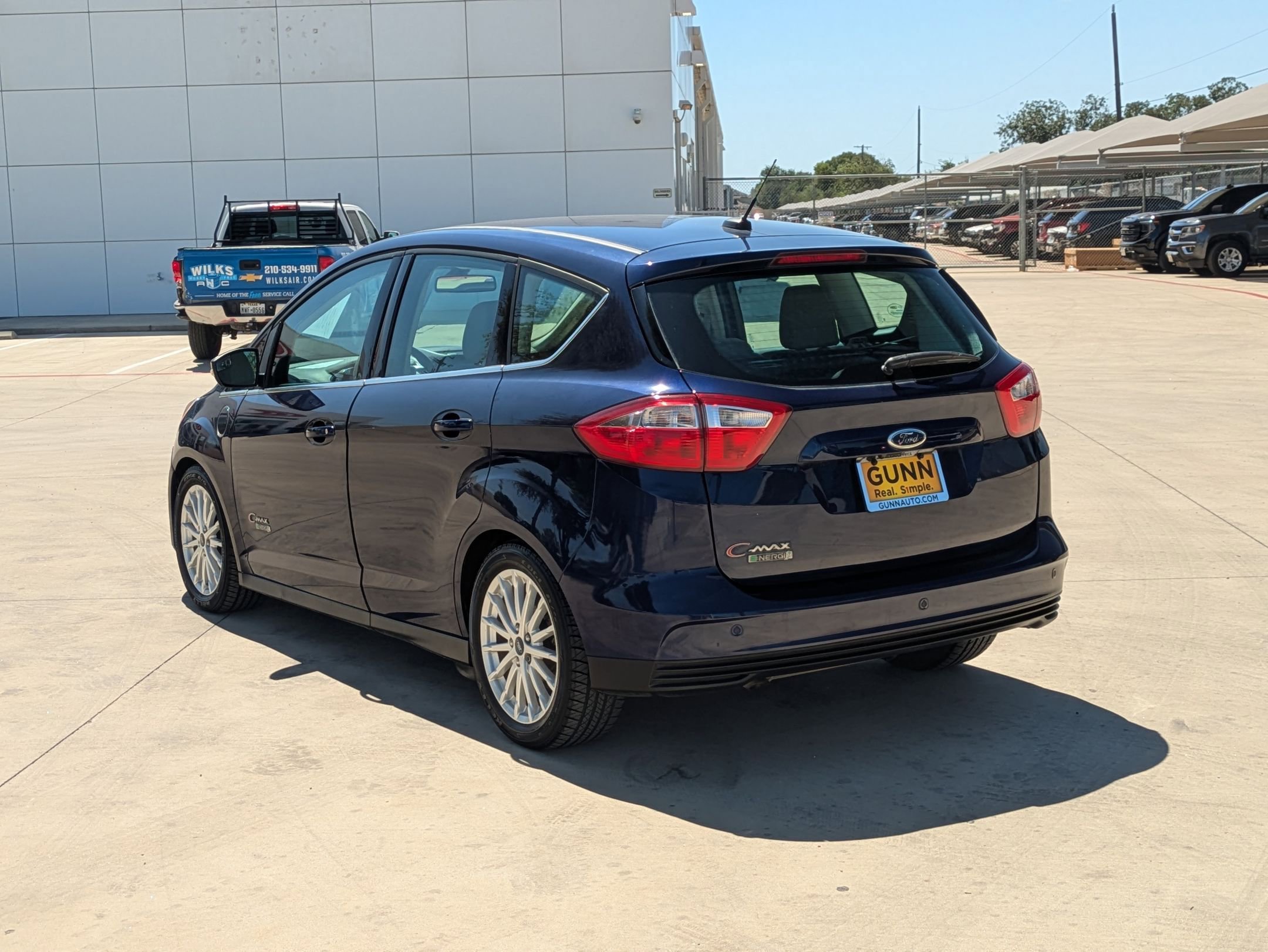2016 Ford C-Max Energi SEL photo 5