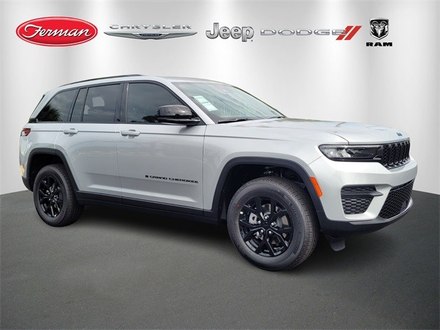 2025 Jeep Grand Cherokee Altitude's photo