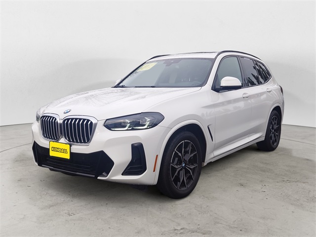 2022 BMW X3 30i's photo