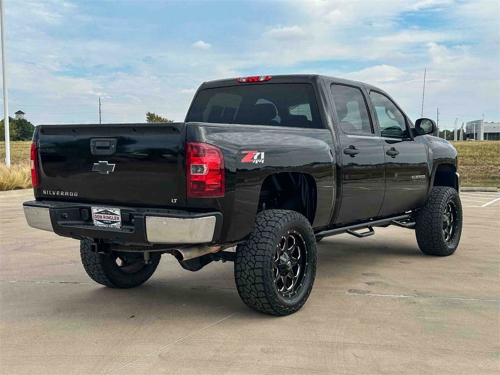 2013 Chevrolet Silverado 1500 LT photo 3