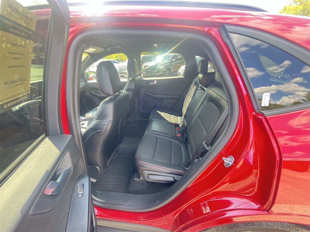 2024 Ford Escape ST-Line photo 20