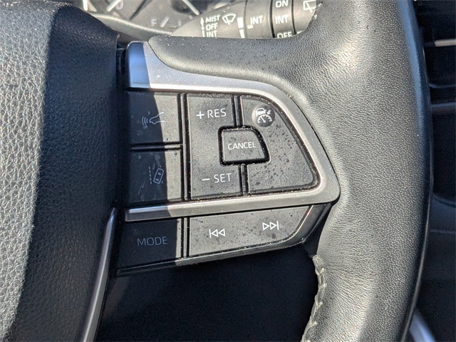 2022 Toyota Highlander XLE photo 24