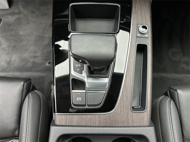 2025 Audi Q5 45 S line Premium Plus photo 11
