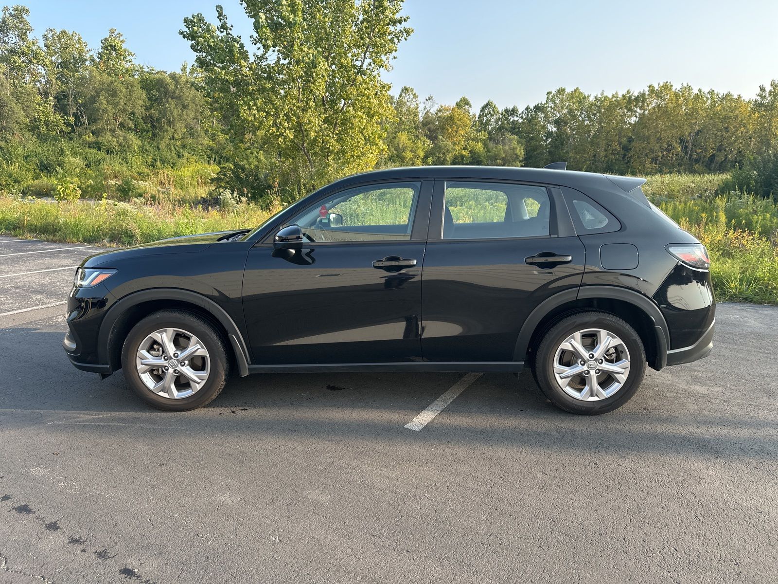 2024 Honda HR-V LX photo 3