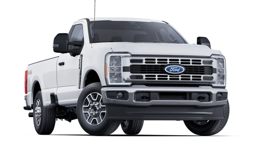 2025 Ford F-350 XLT photo 4