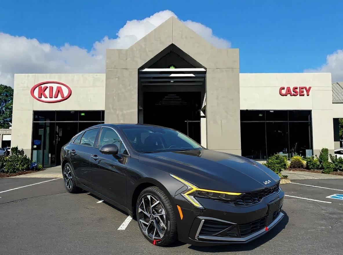 2025 Kia K5 EX's photo