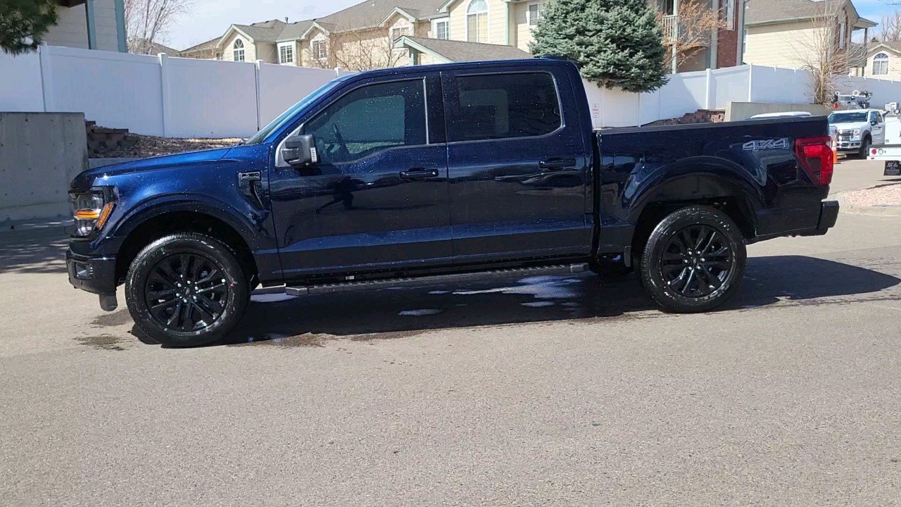 2025 Ford F-150 XLT photo 2