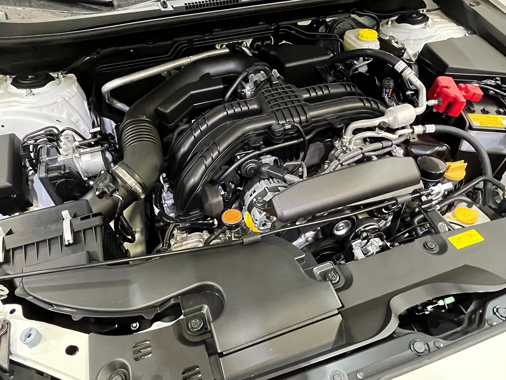 2025 Subaru Impreza Base photo 9