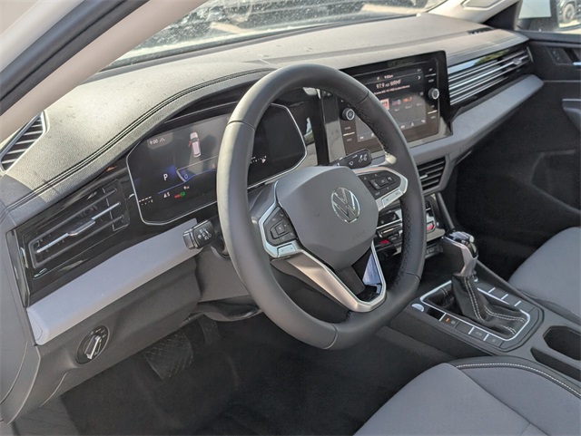 2025 Volkswagen Jetta 1.5T SE photo 7