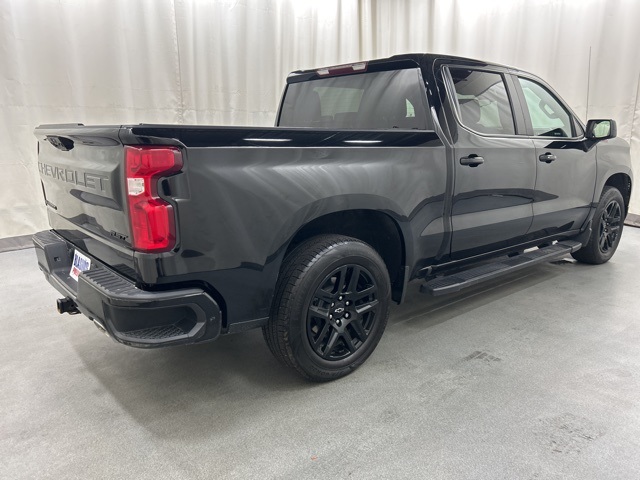 2022 Chevrolet Silverado 1500 RST photo 3