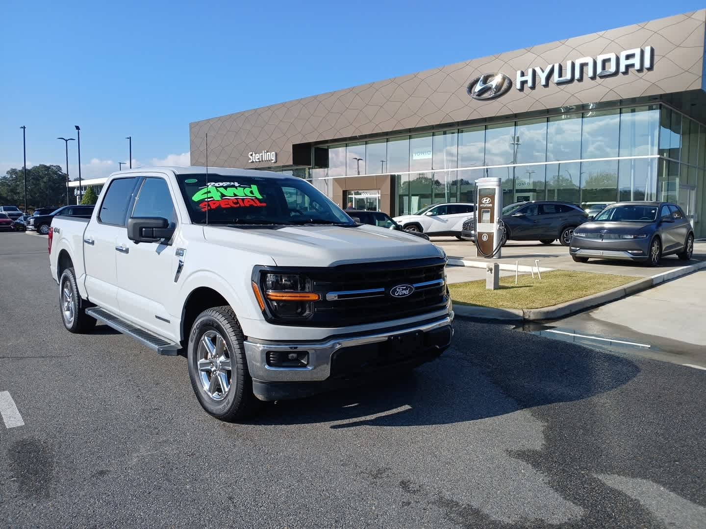 2024 Ford F-150 XLT's photo