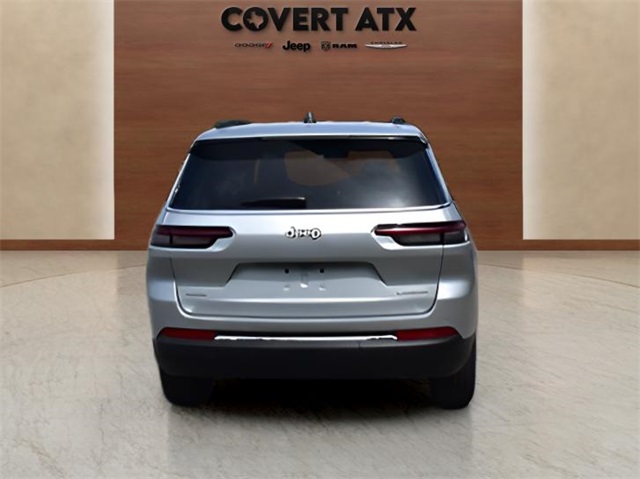 2025 Jeep Grand Cherokee Laredo X photo 4