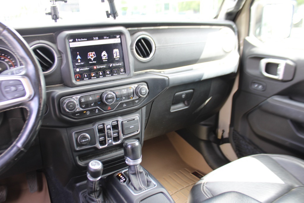 2020 Jeep Gladiator Overland photo 14