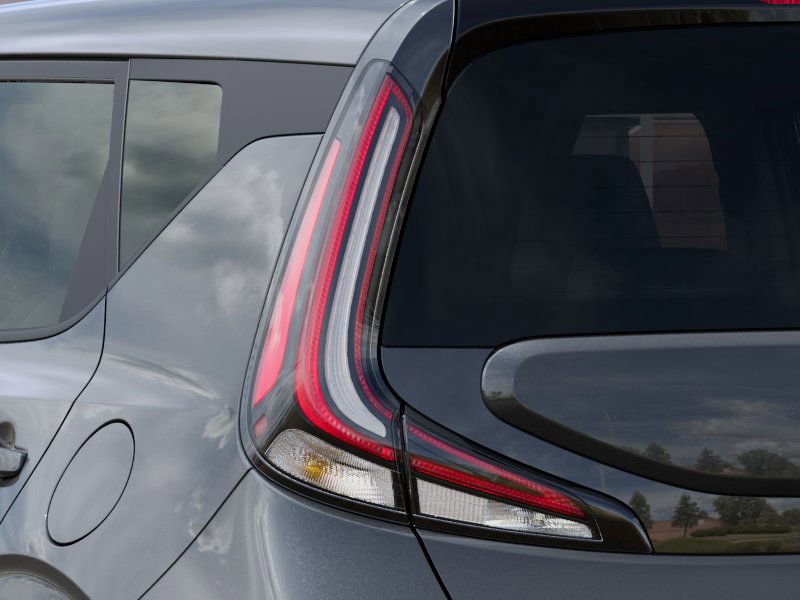 2025 Kia Soul GT-Line photo 7