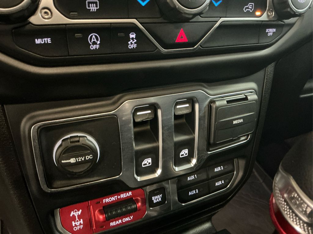 2020 Jeep Wrangler Rubicon photo 19