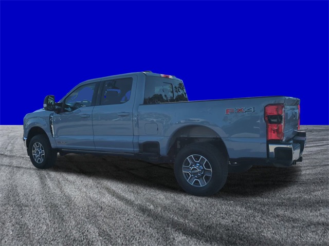 2025 Ford F-350 Lariat photo 6