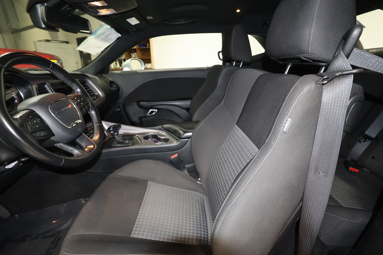 2023 Dodge Challenger GT photo 7