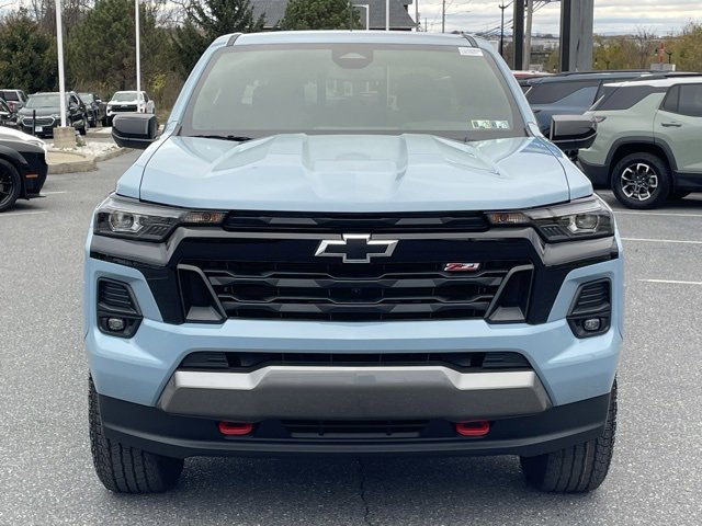 2026 Chevrolet Colorado Z71 photo 2