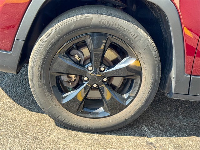 2020 Jeep Cherokee Altitude photo 10