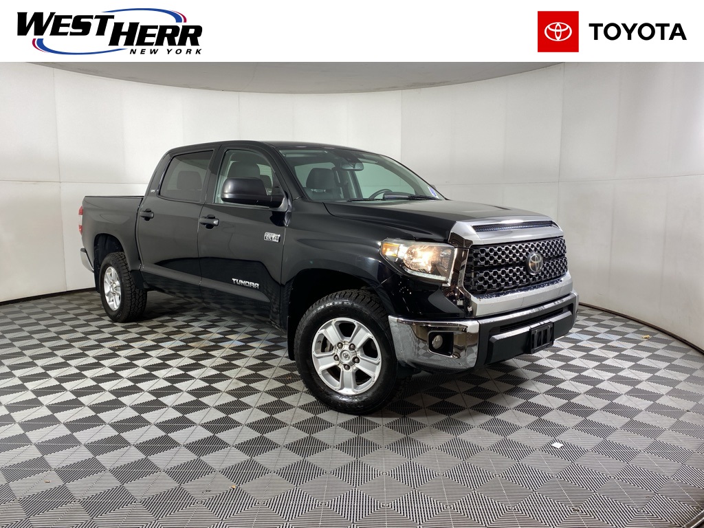 2020 Toyota Tundra SR5's photo