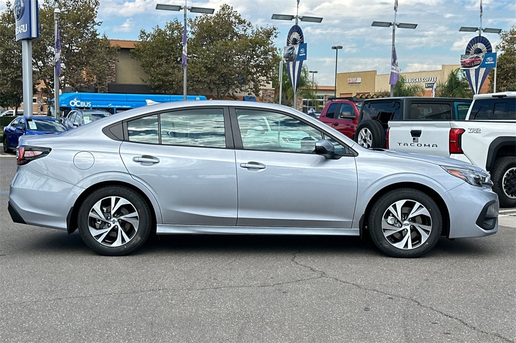 2025 Subaru Legacy Premium photo 3