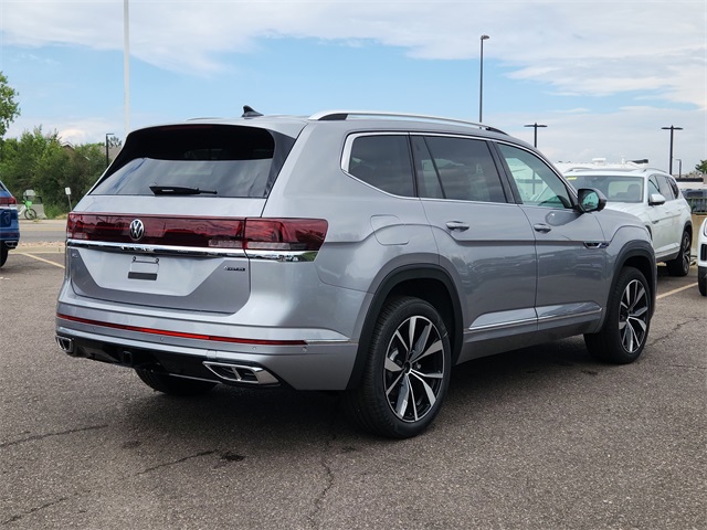 2025 Volkswagen Atlas SEL Premium R-Line photo 3