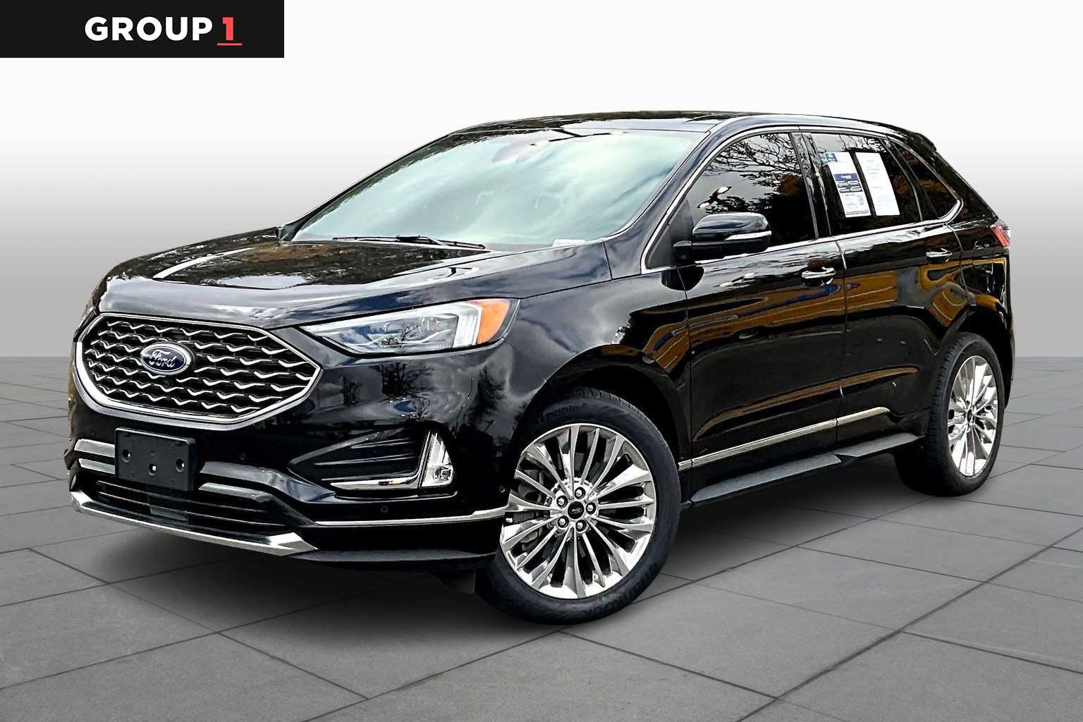 2024 Ford Edge Titanium's photo