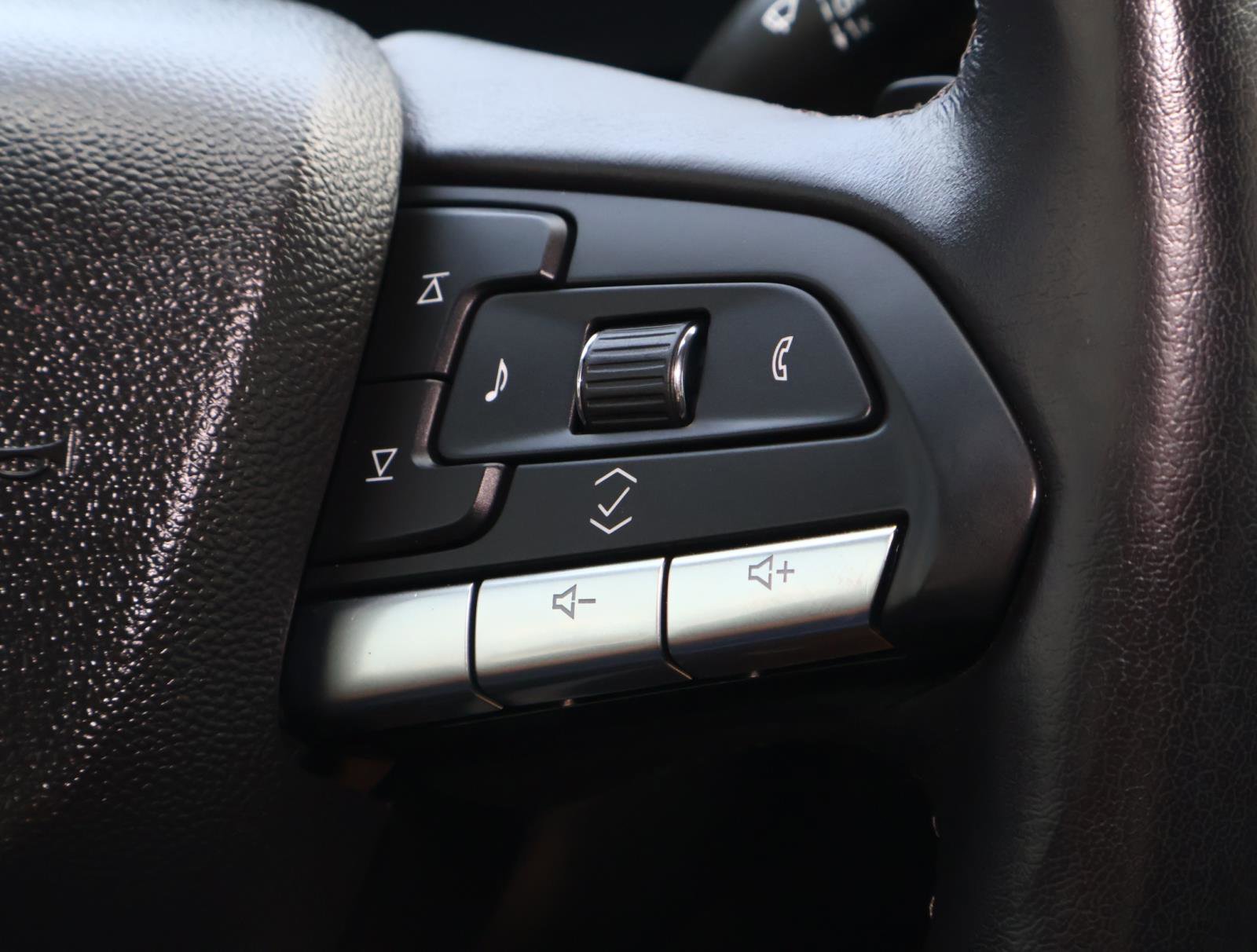 2024 Cadillac XT4 Premium Luxury photo 30