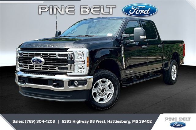 2025 Ford F-250 XLT photo 2