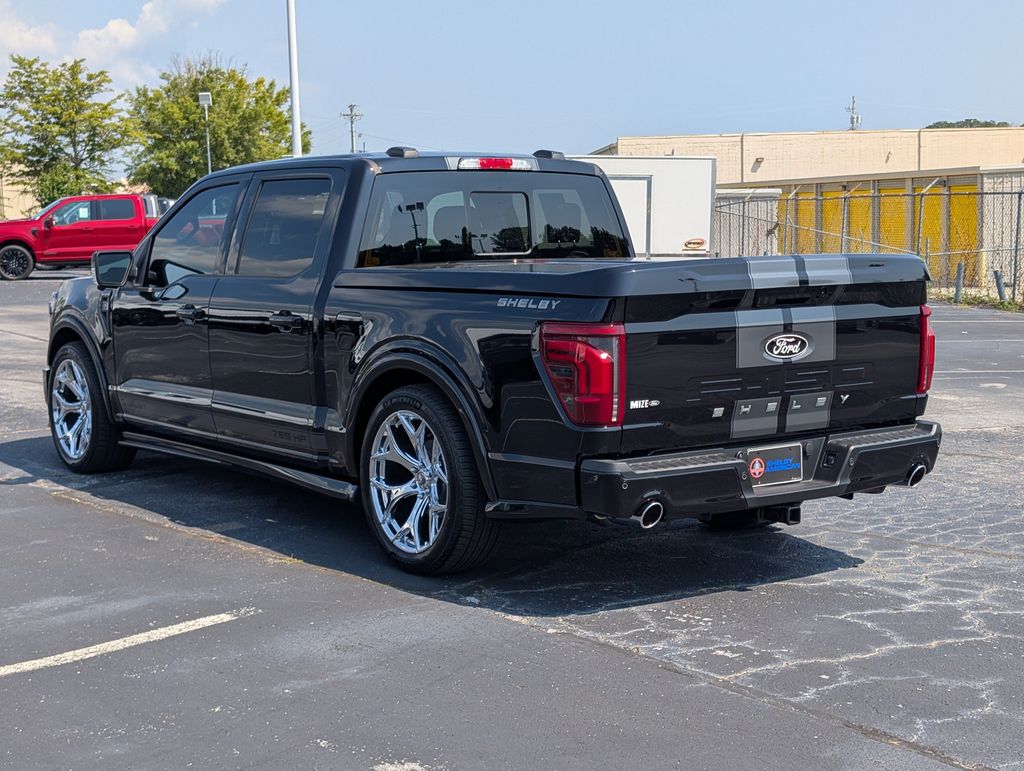 2025 Ford F-150 Lariat photo 4