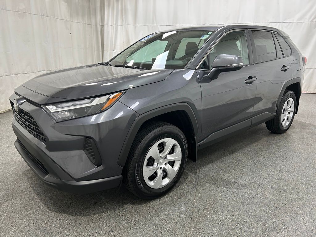 2025 Toyota RAV4 LE photo 3