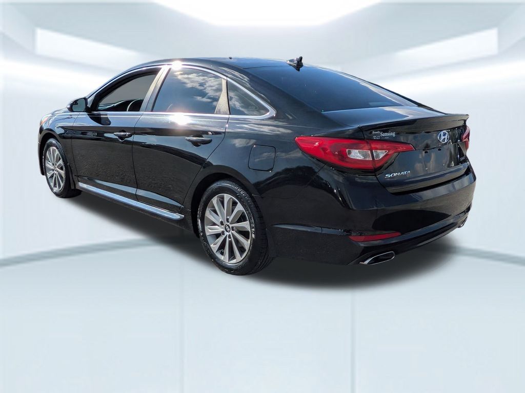 2017 Hyundai Sonata Sport photo 3