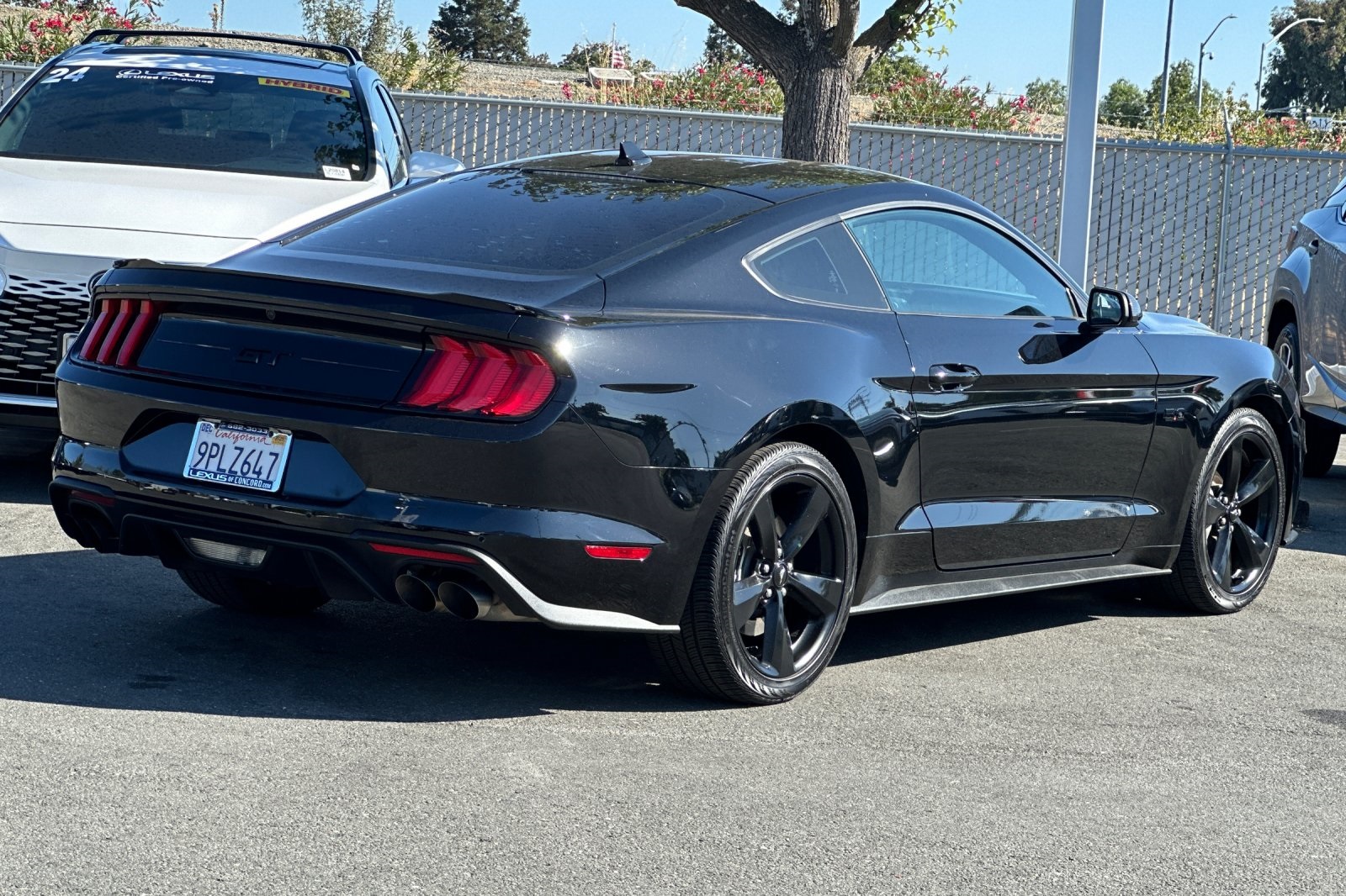 2022 Ford Mustang GT photo 2