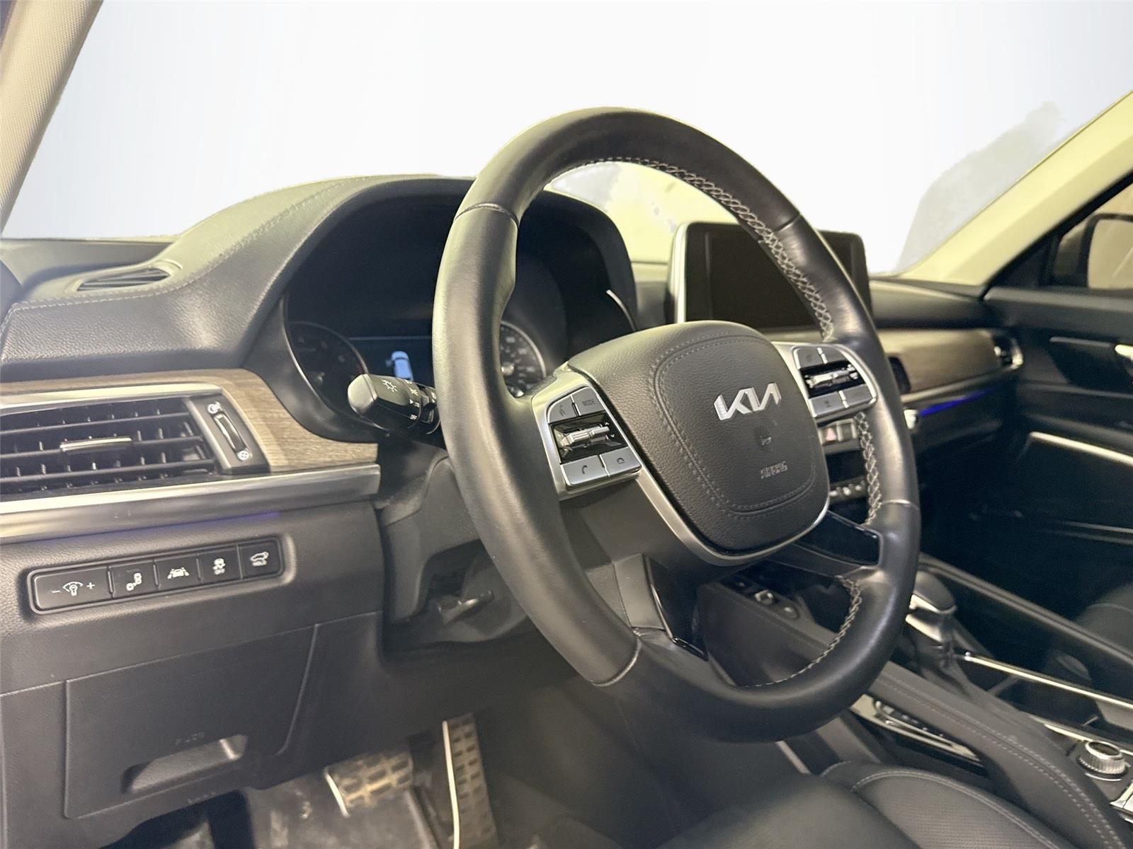 2022 Kia Telluride SX Nightfall Edition photo 11