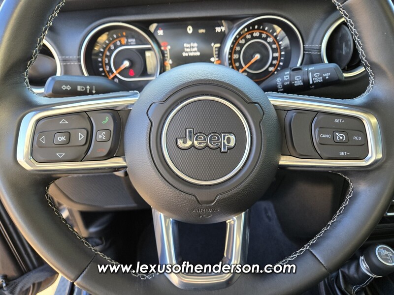 2018 Jeep Wrangler Unlimited Sahara photo 28