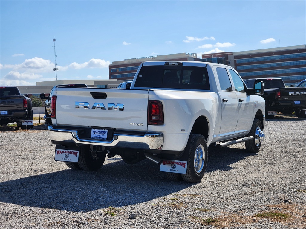 2026 Ram 3500 Tradesman photo 4