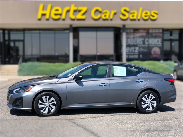2024 Nissan Altima 2.5 S photo 2
