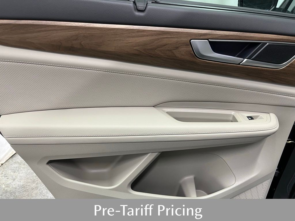 2025 Volkswagen Atlas SE Technology photo 20
