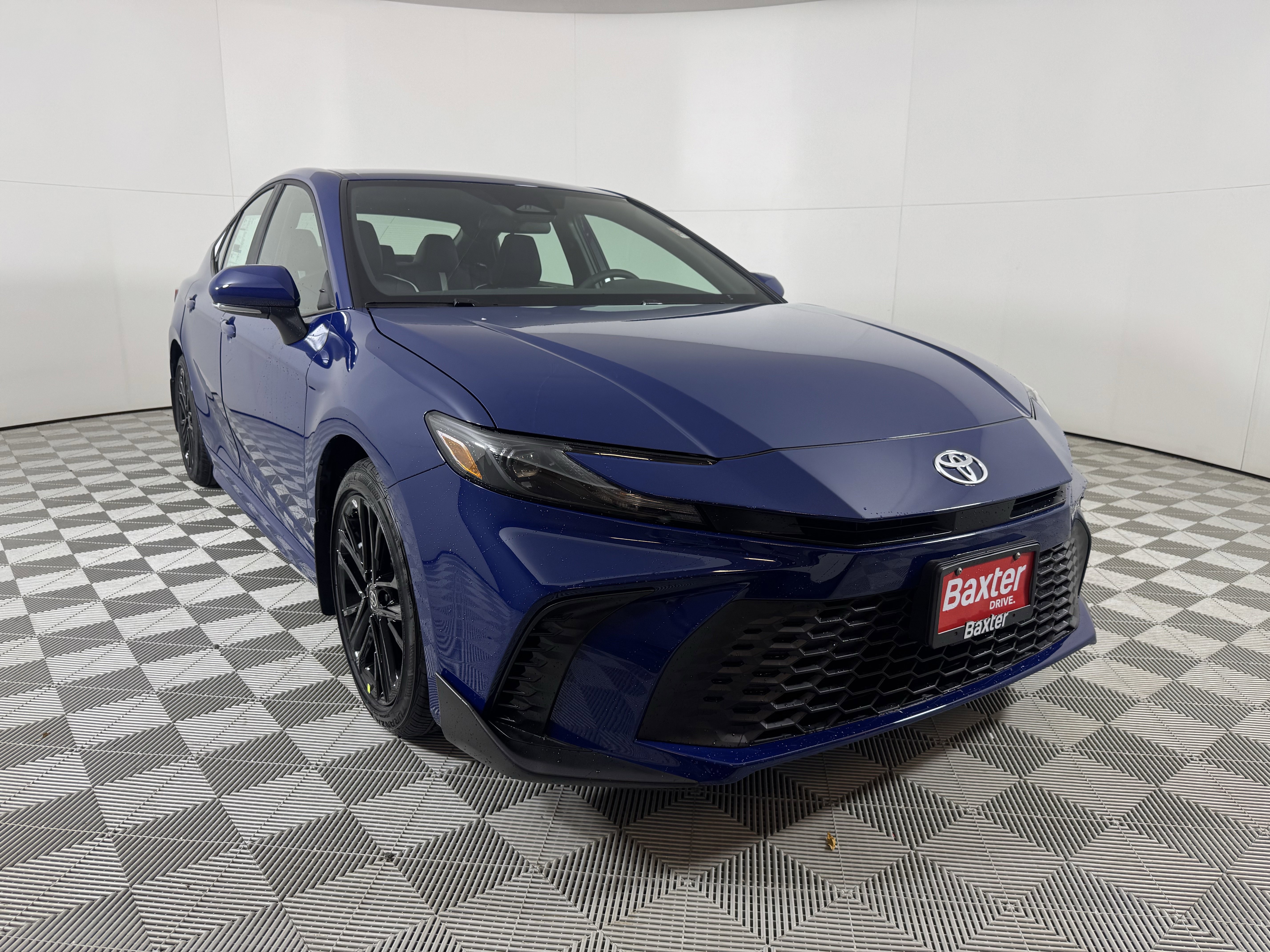 2026 Toyota Camry SE's photo