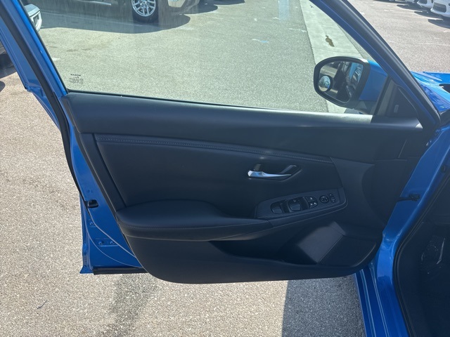 2022 Nissan Sentra SV photo 11