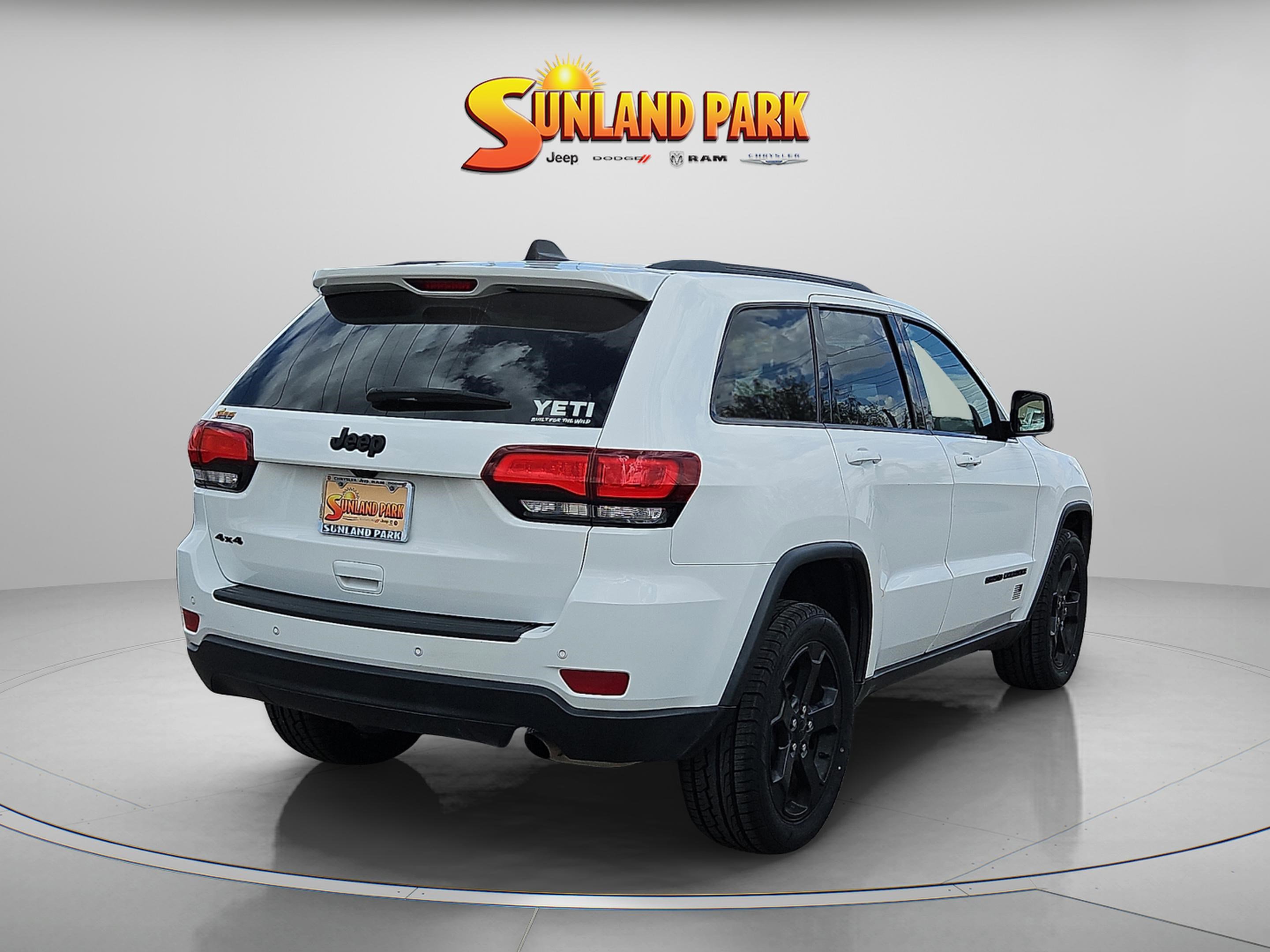 2021 Jeep Grand Cherokee Freedom photo 4