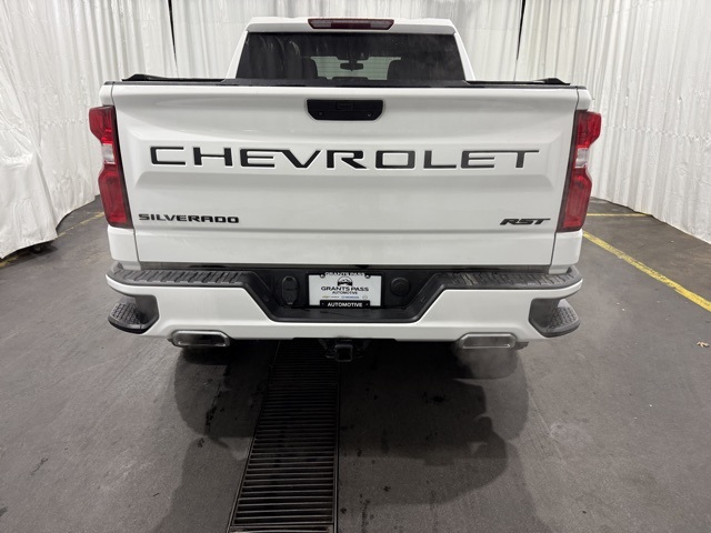 2020 Chevrolet Silverado 1500 RST photo 3