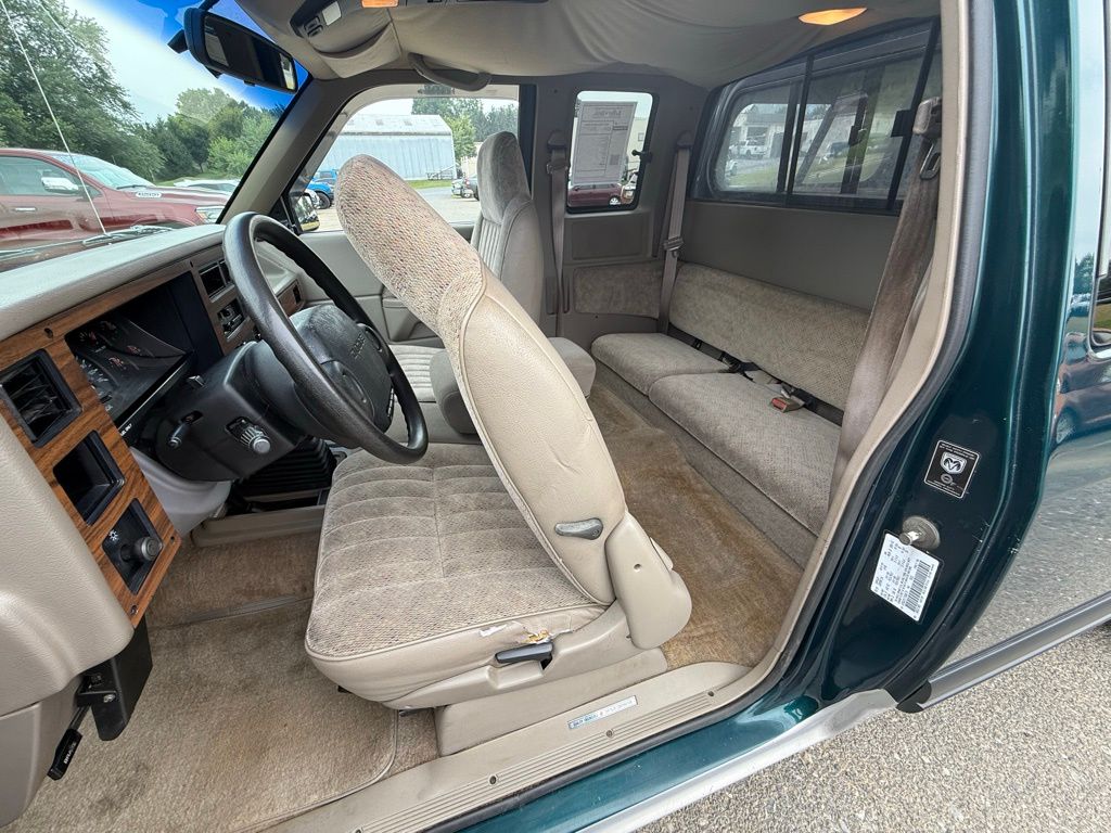 1996 Dodge Dakota Sport photo 30