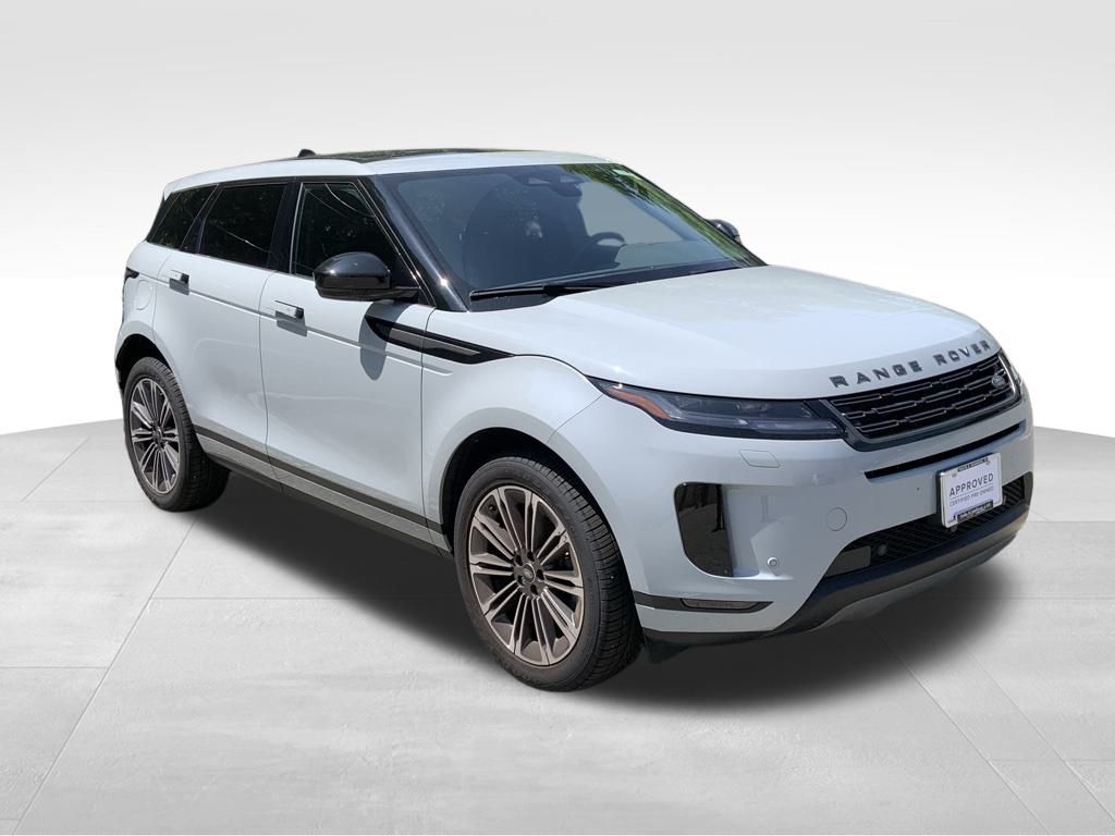 2024 Land Rover Range Rover Evoque S photo 3