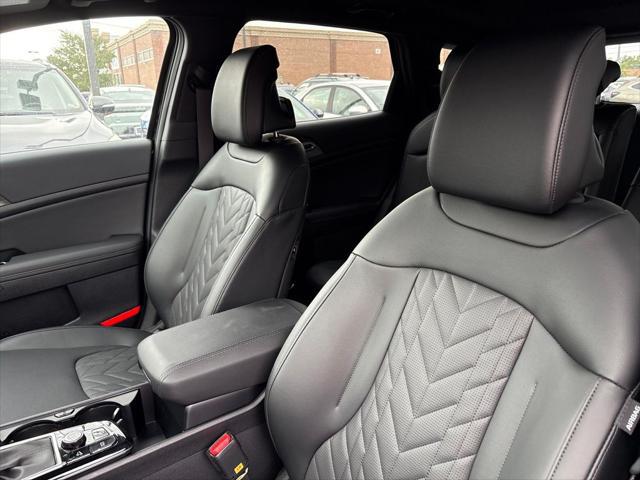 2025 Kia Sportage X-Pro photo 2