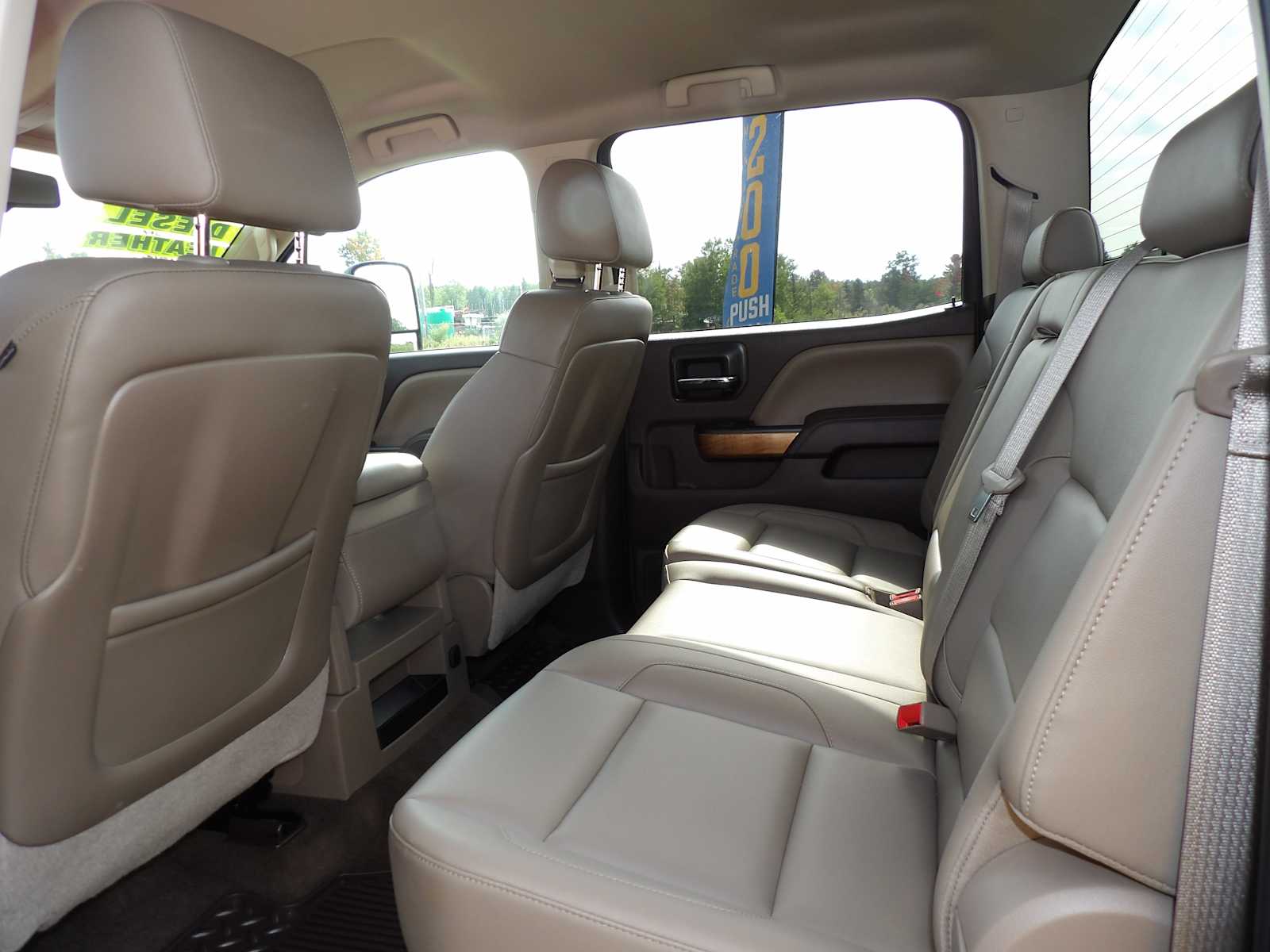2015 Chevrolet Silverado 3500HD LTZ photo 10